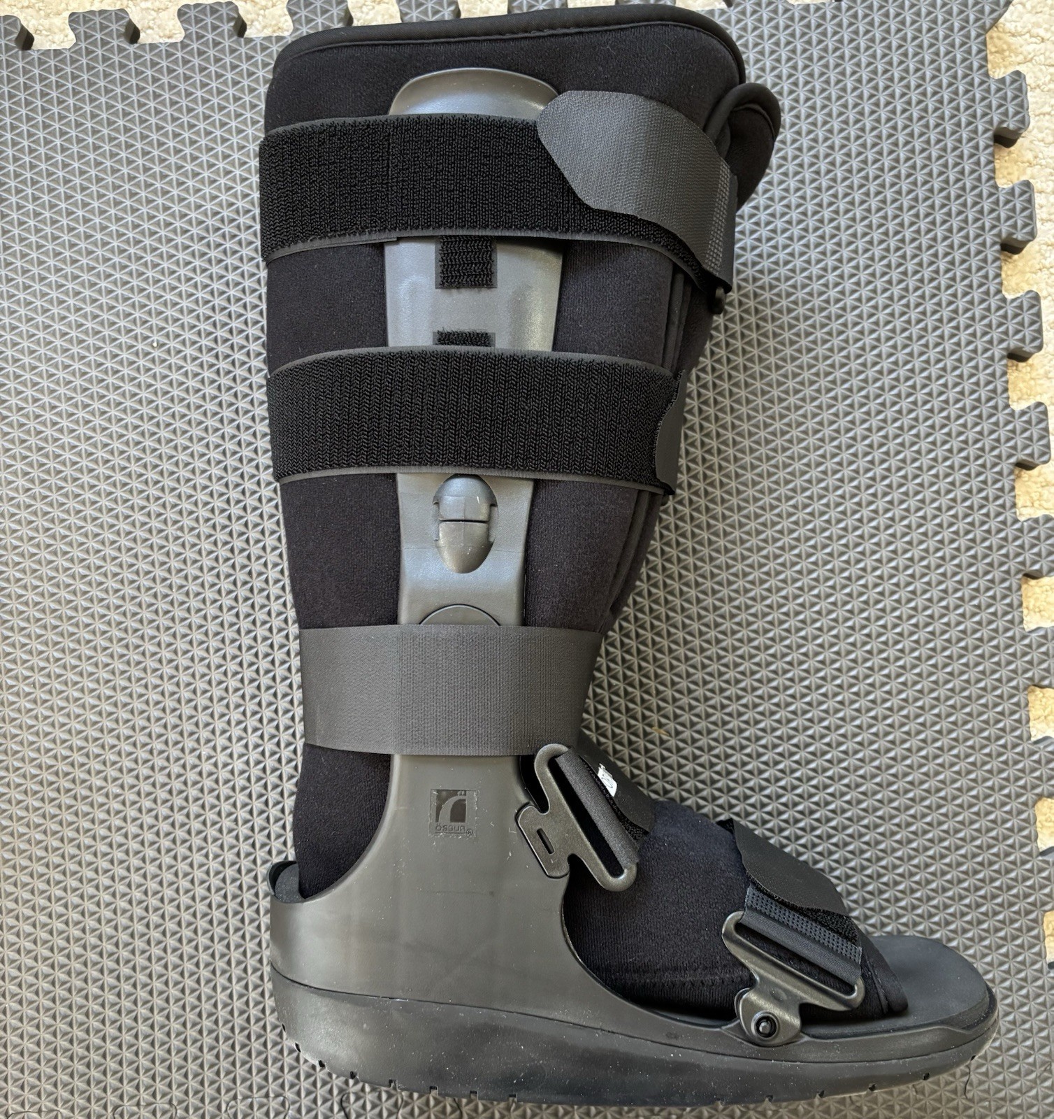 Össur Formfit Tracker Air Walker Boot Size Large Pneumatic Cam Walking Splint