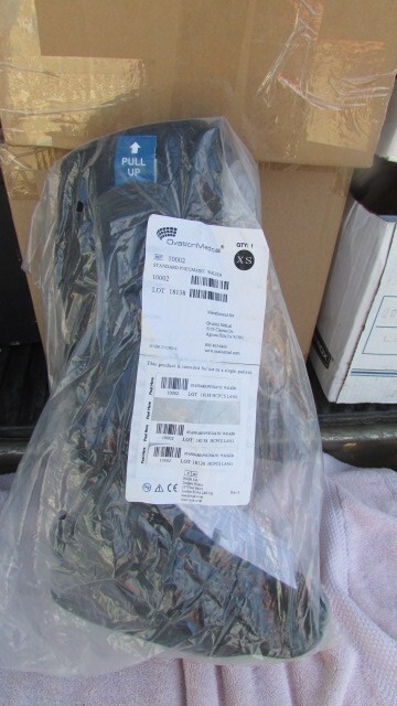 NEW #10002 Ovation Medical Pneumatic Air Walker Shoe Boot Brace XS
