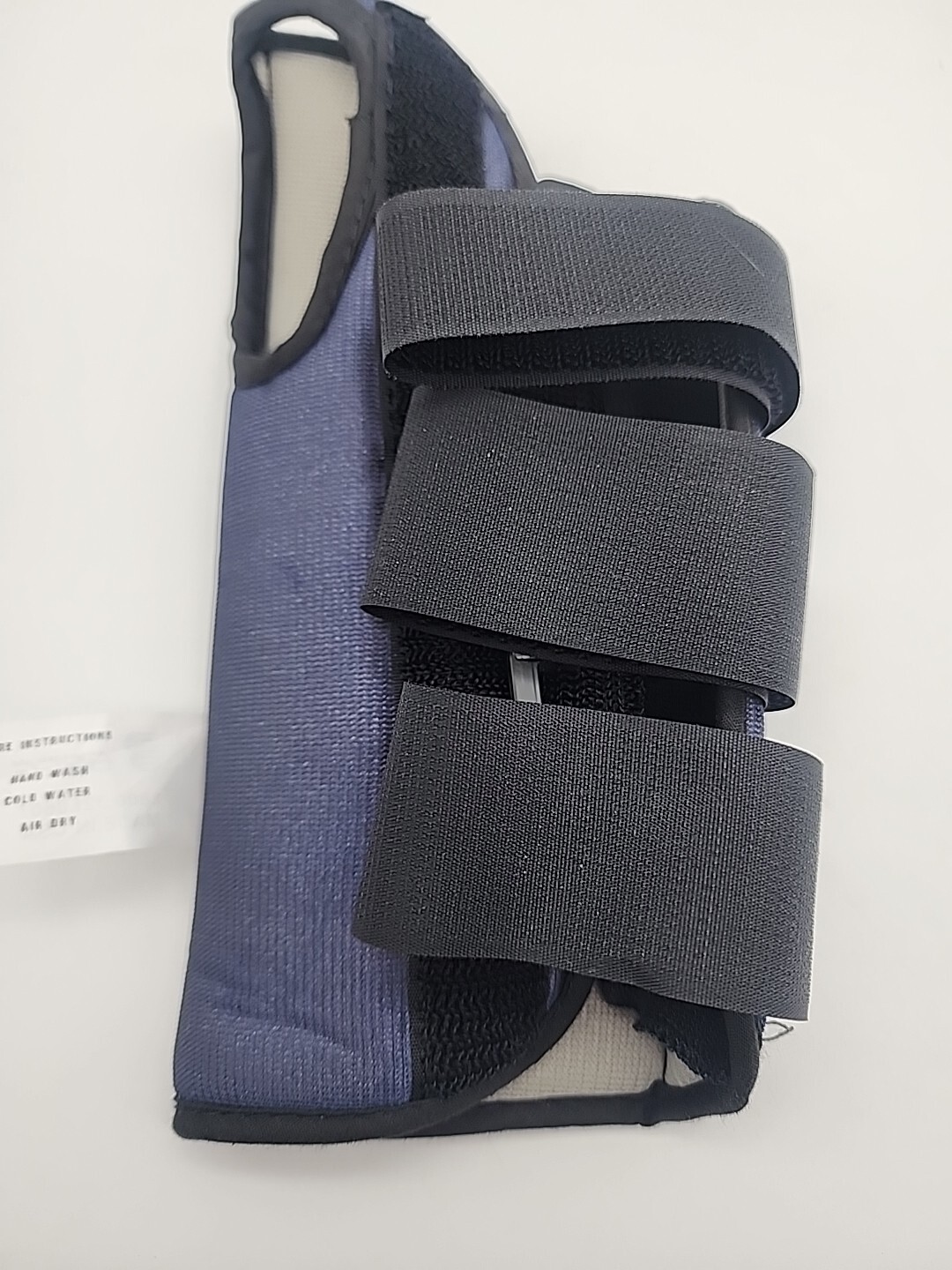 BREG Classic Wrist Brace, Large, in Universal Right, 100632-200
