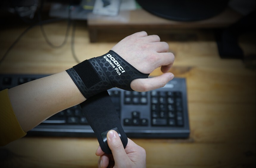 DODICI Sports Wrist Brace Elastic Guards Breathable Safty Korea Made Patent