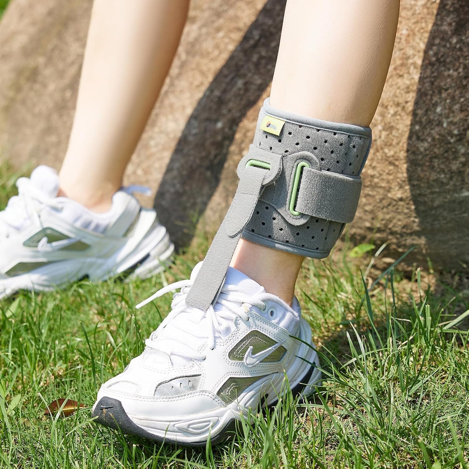 Innovative Adjustable Foot Drop Support Brace – Maximum Comfort for Walking
