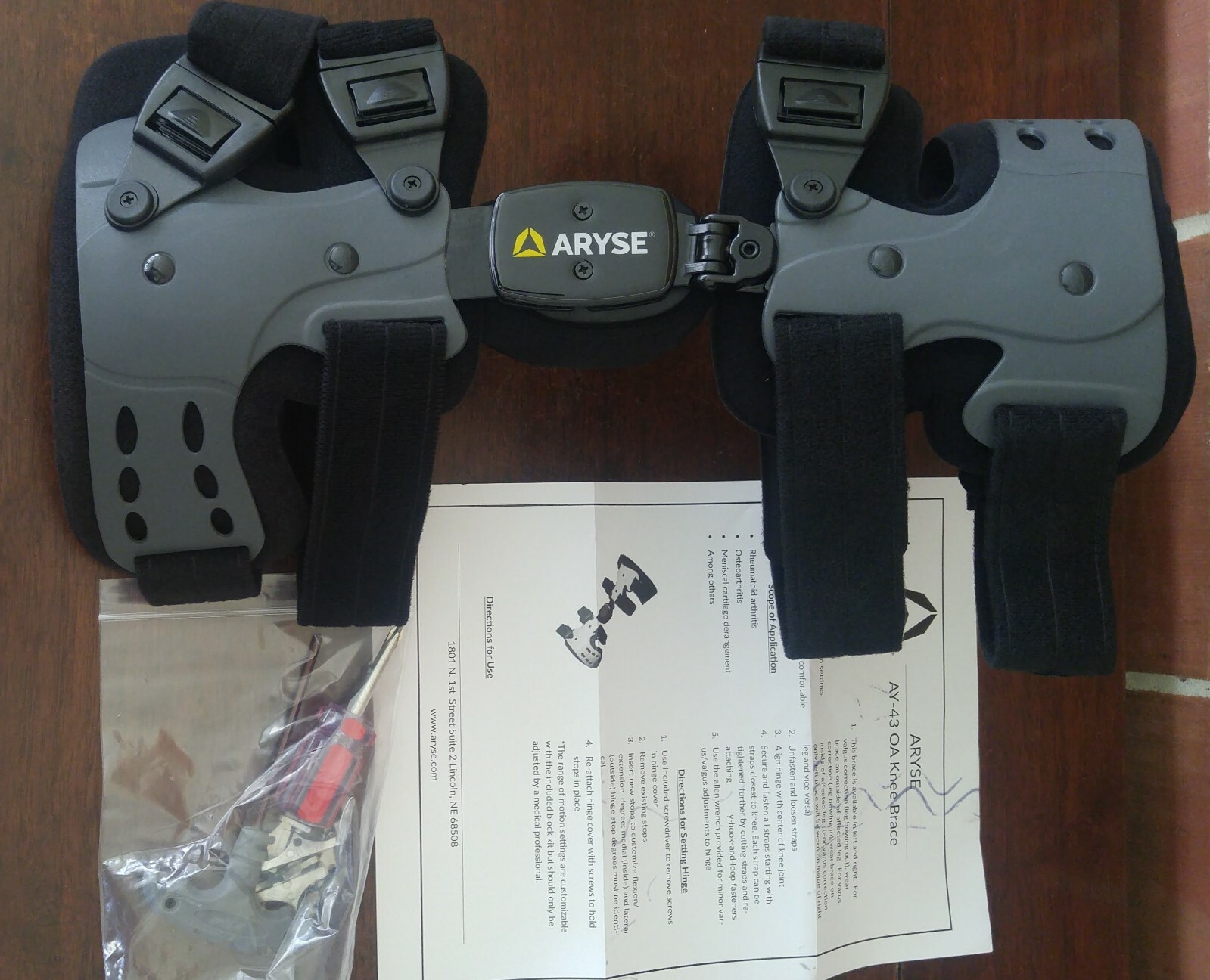 Aryse AY-43 Left Knee OA Brace Universal Size with Adjustment Tools