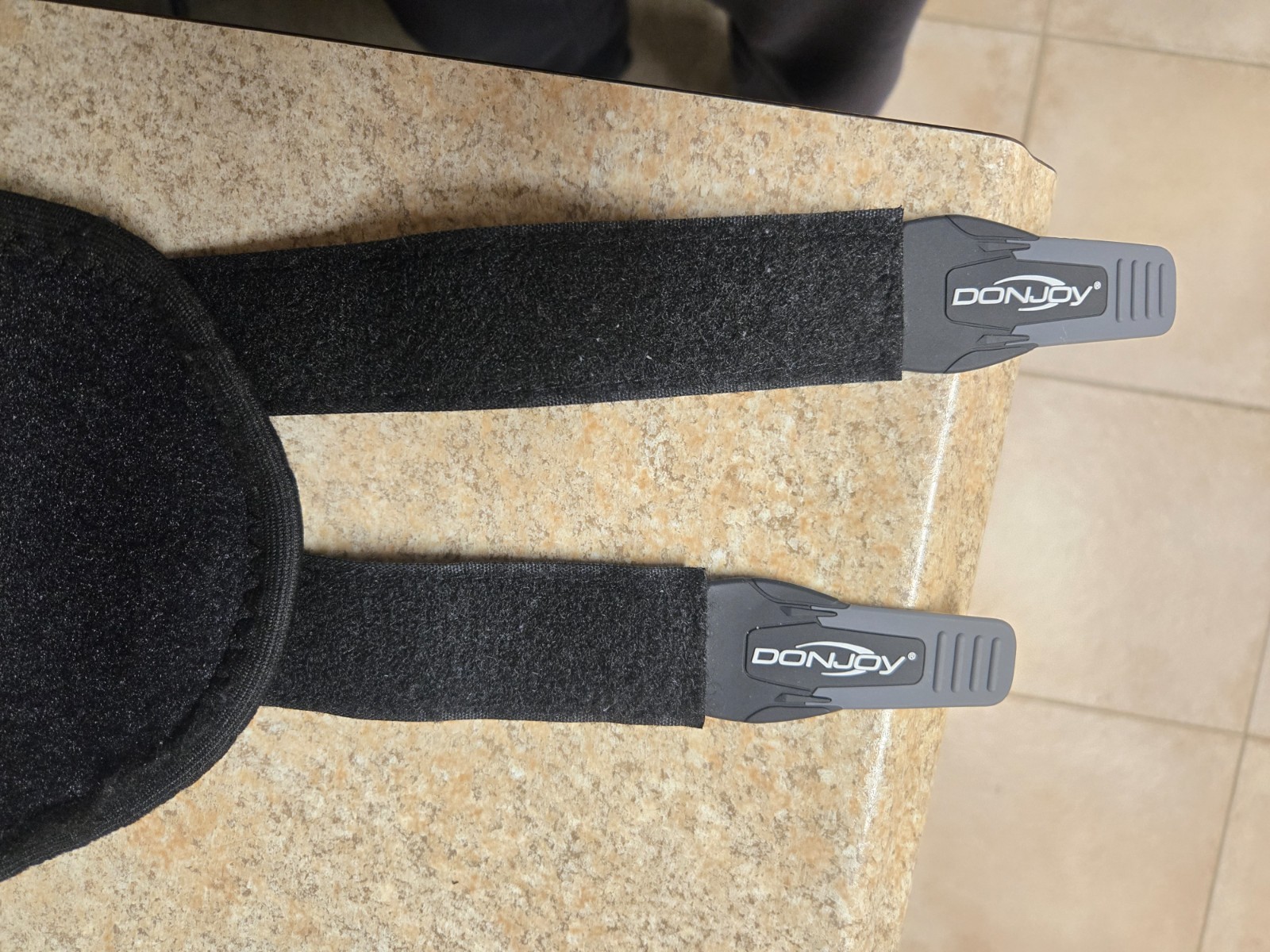 Donjoy Playmaker II Knee Brace Rehab ACL, MCL, LCL PT Small Clean