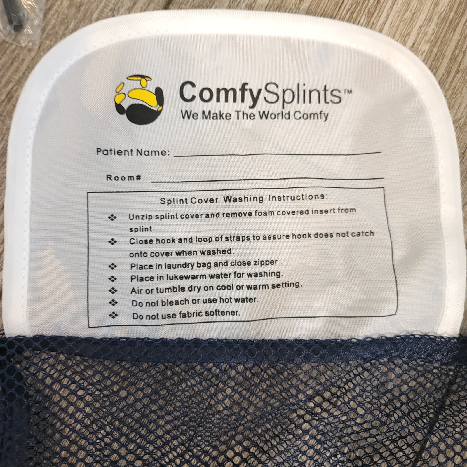 Comfy Splints Rest Hand W/Five Straps Finger Separator Included Adult Universal