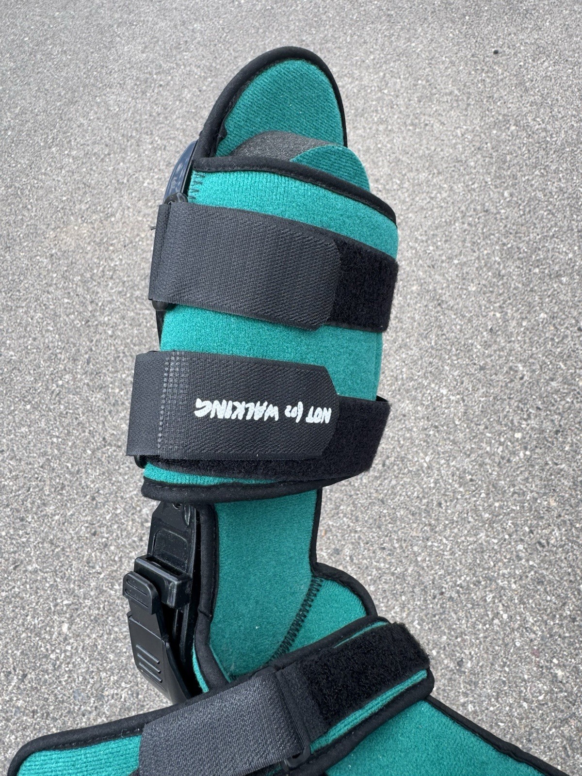 Adjustable Walking Boot Fracture Recovery Medical Orthopedic Brace Green Black