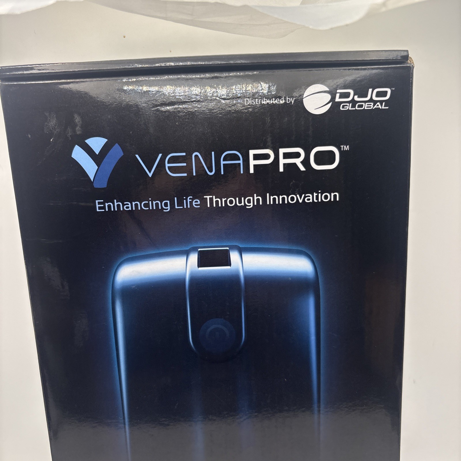 DJO Global VenaPro Portable DVT Leg Compression Therapy System Pump + Sleeves