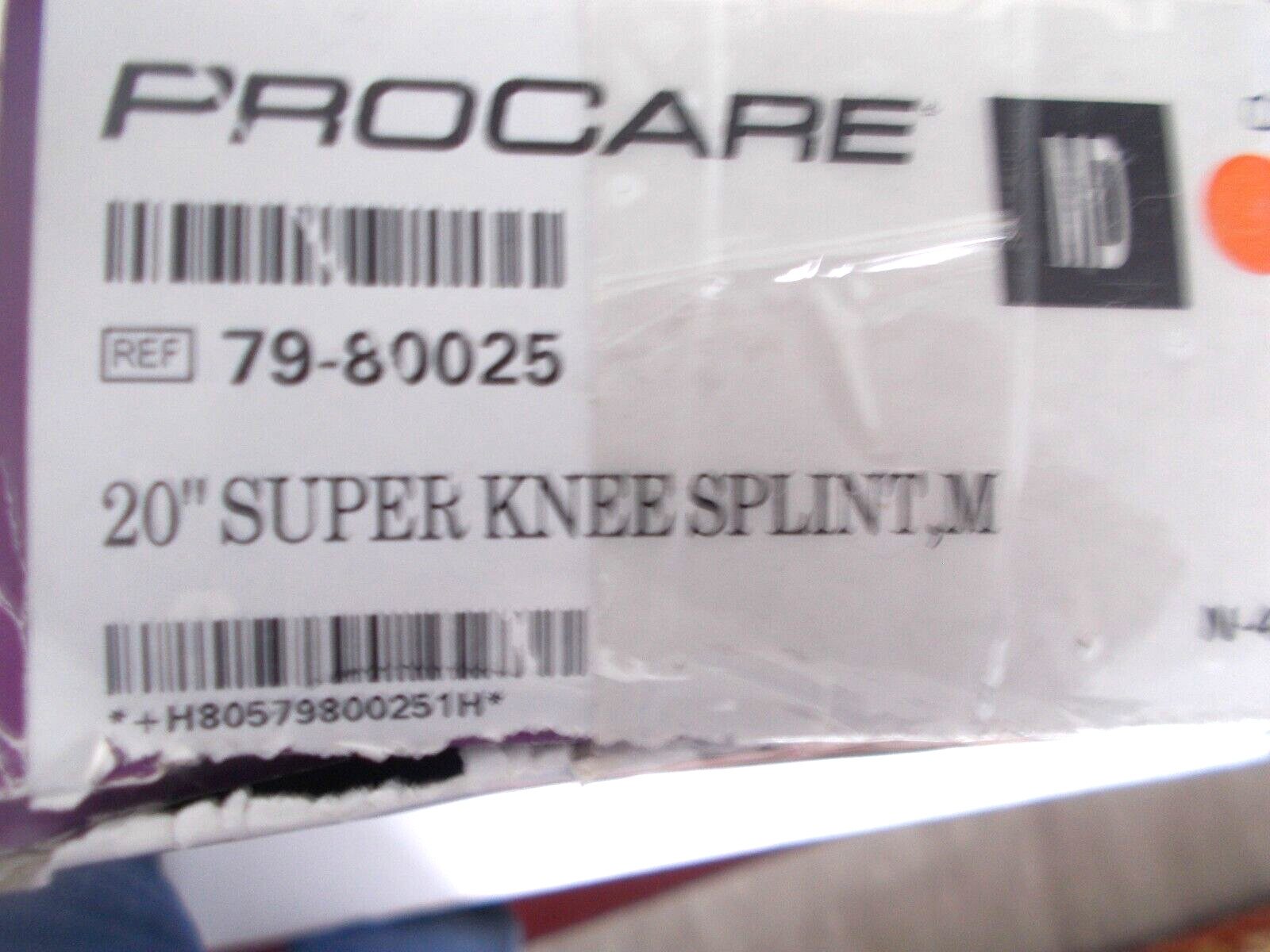 PROCARE 79-80025. 20″ 3-PANEL KNEE SPLINT UNIV FOR IMMOBILIZATION OF KNEE