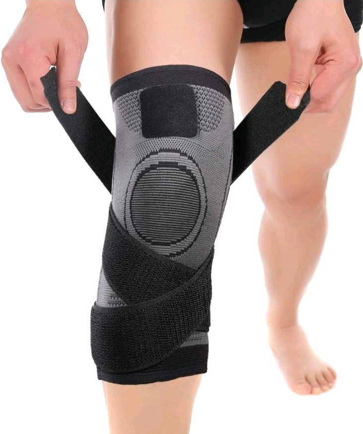 Mumian Knee Brace Compression Sleeve Support With Built In Strapping 3XL. Black