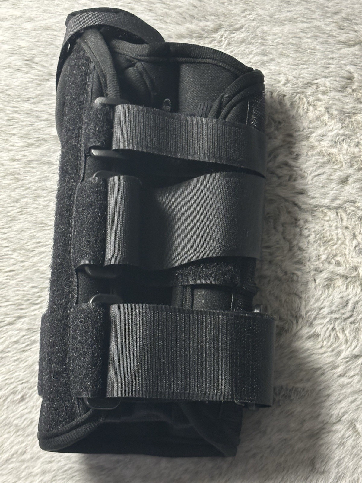Reversible Adjustable Latex Free Wrist Brace Easy-Sleeve Black walgreens ACE