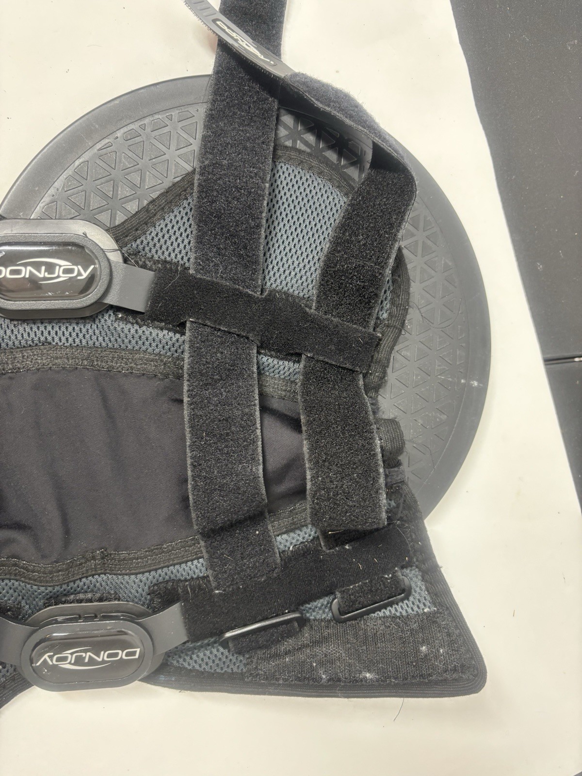 Donjoy LegBrace Double Sided Small