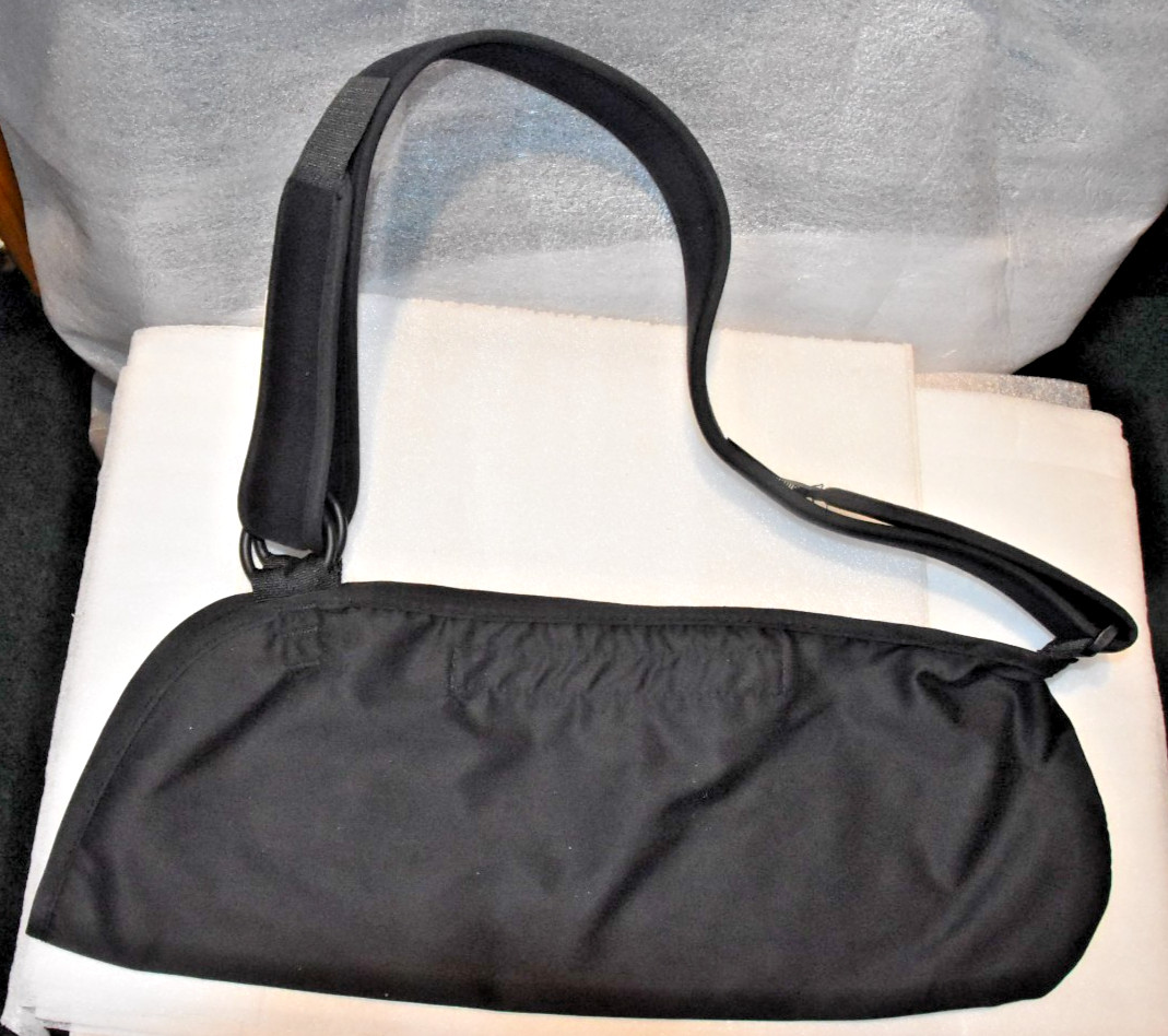 DJO, LLC UNIVERSAL ARM SLING Pre-owned */