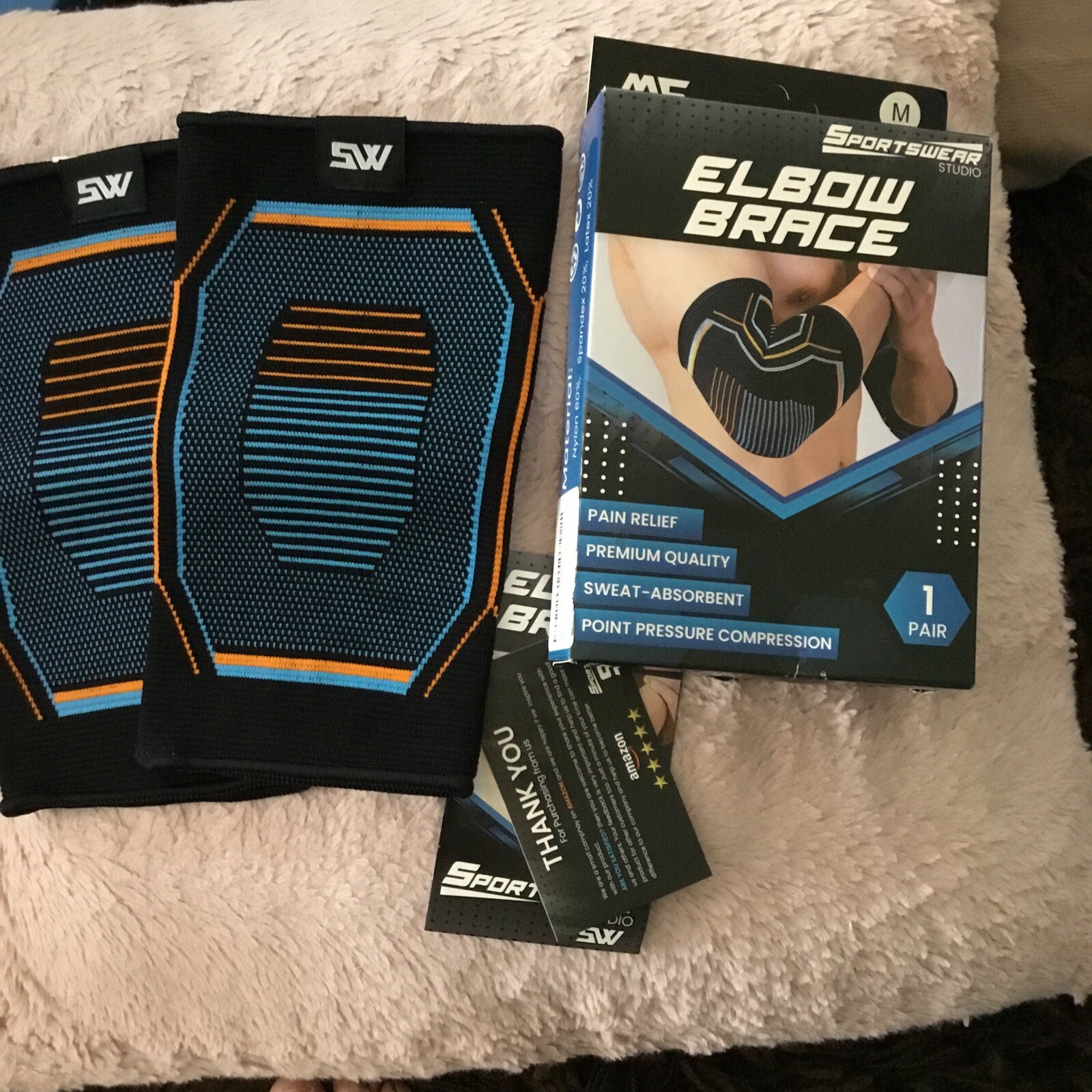 Sportswear Studio ~ Elbow Brace ~ 1 Pair ~ Unisex ~ Medium ~ Compression ~ New