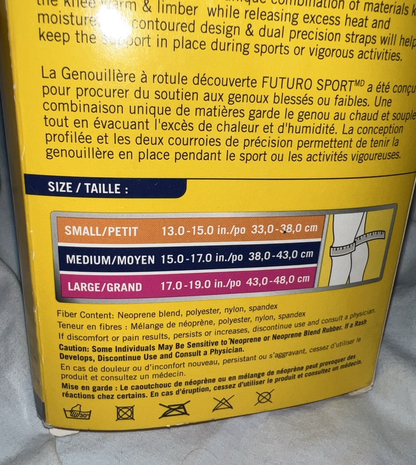 NEW 3M Futuro Sport Knee Moisture Control Knee Support Small