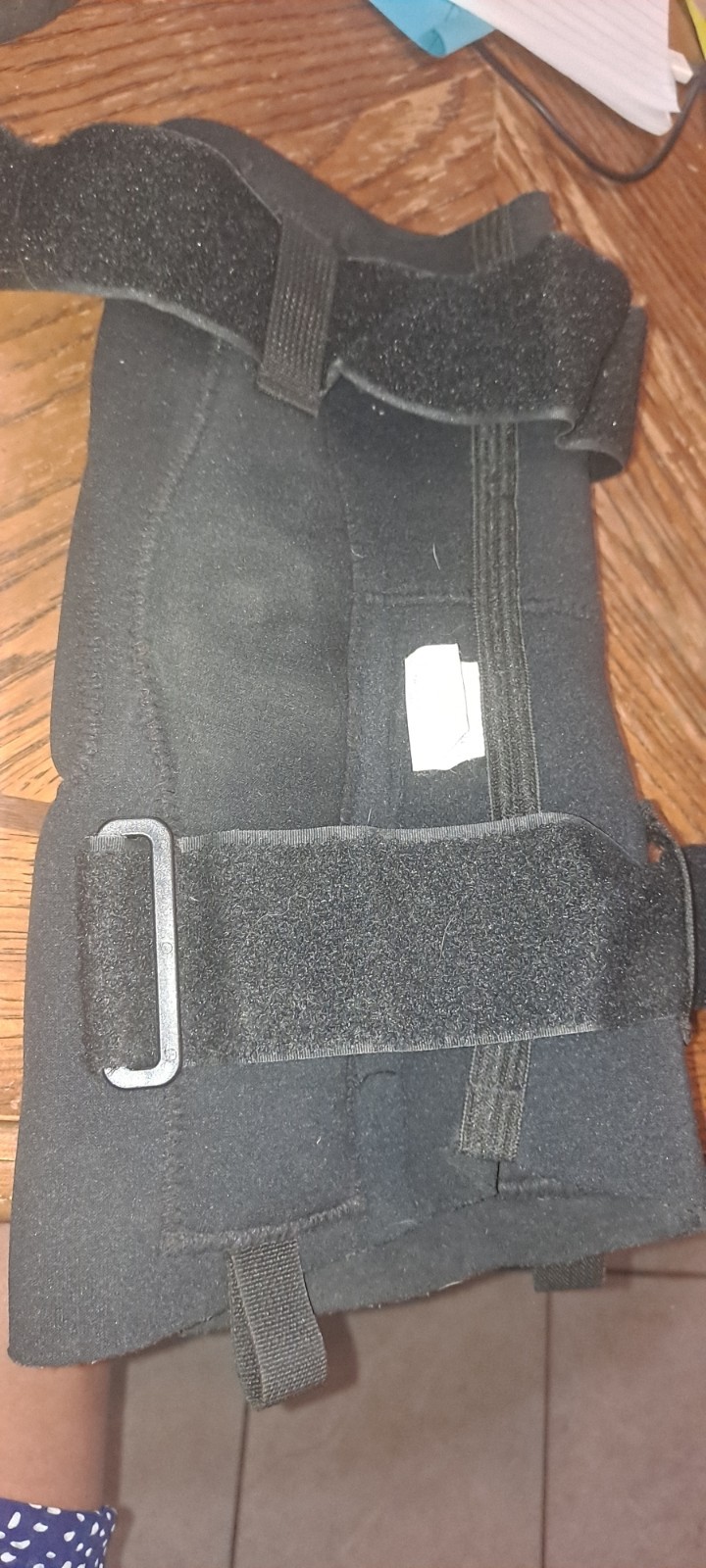 TOPS Size Large Knee Brace