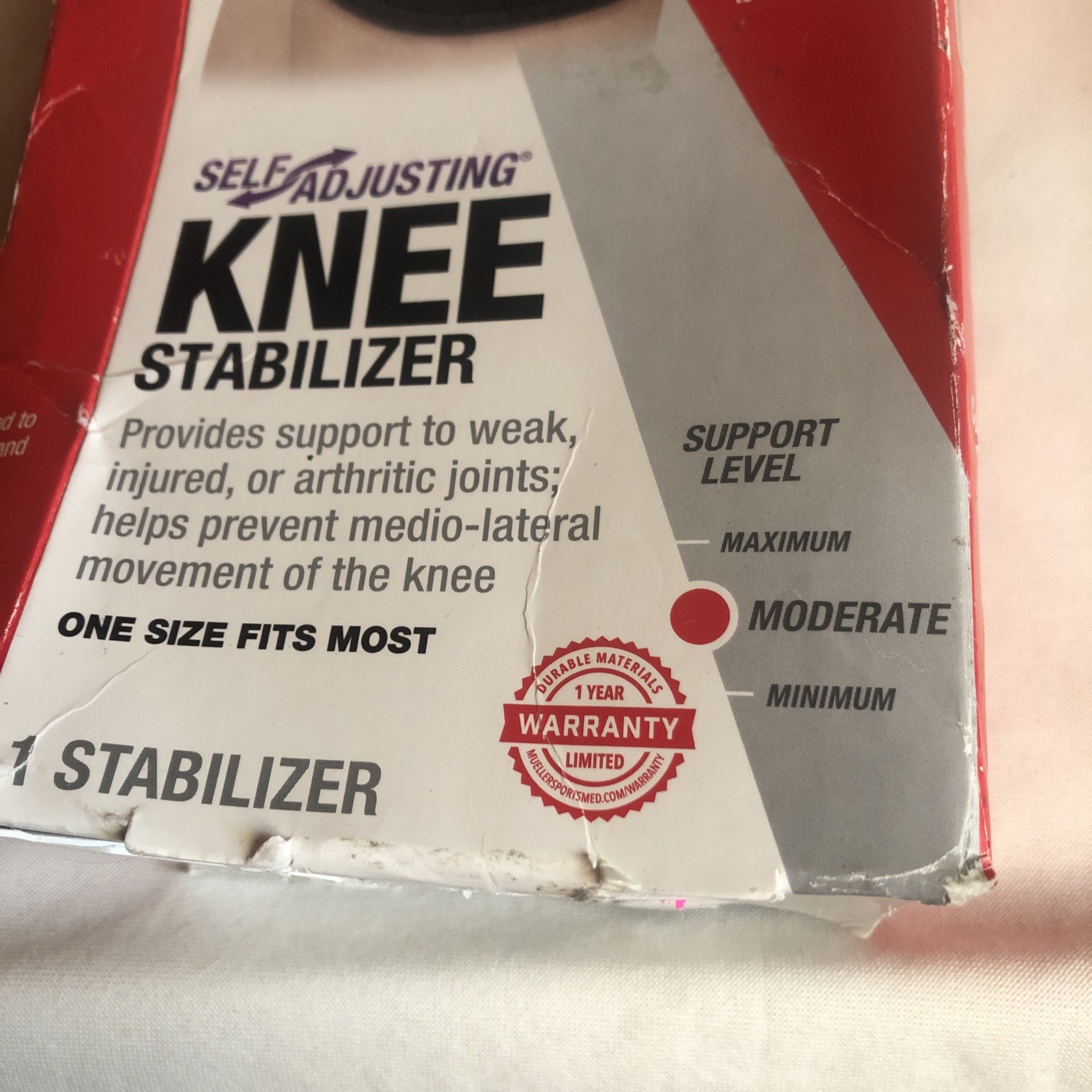 MUELLER SPORTS MEDICINE SELF-ADJUSTING KNEE STABILIZER 65437 NEW
