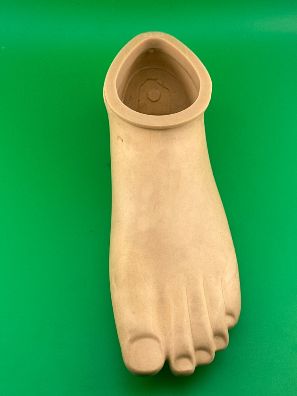 Prosthetic footshell foot shell, left. Endolite blatchford Sz 23.