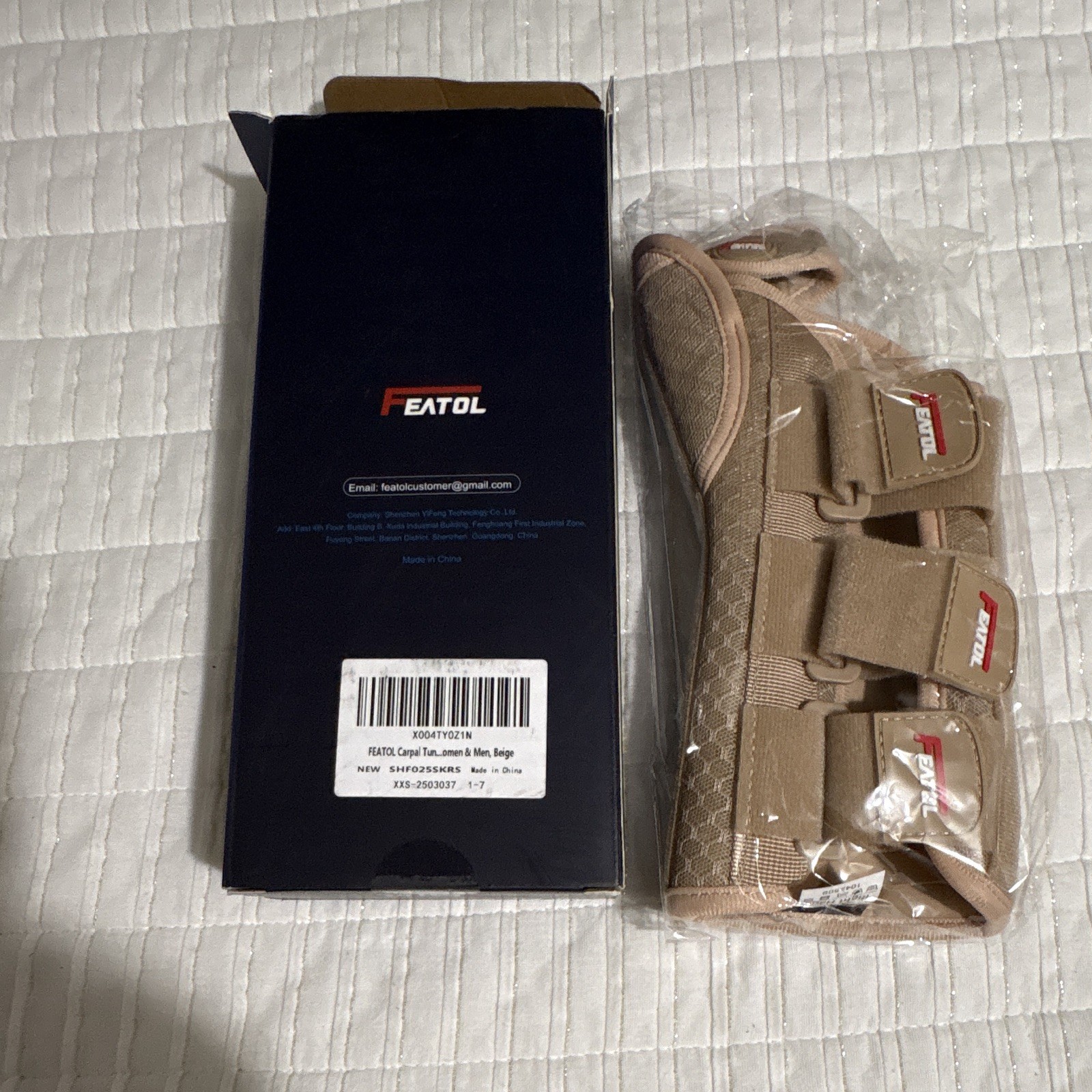 FEATOL Wrist Brace Splint for Carpal Tunnel Support Right Hand S/M Beige