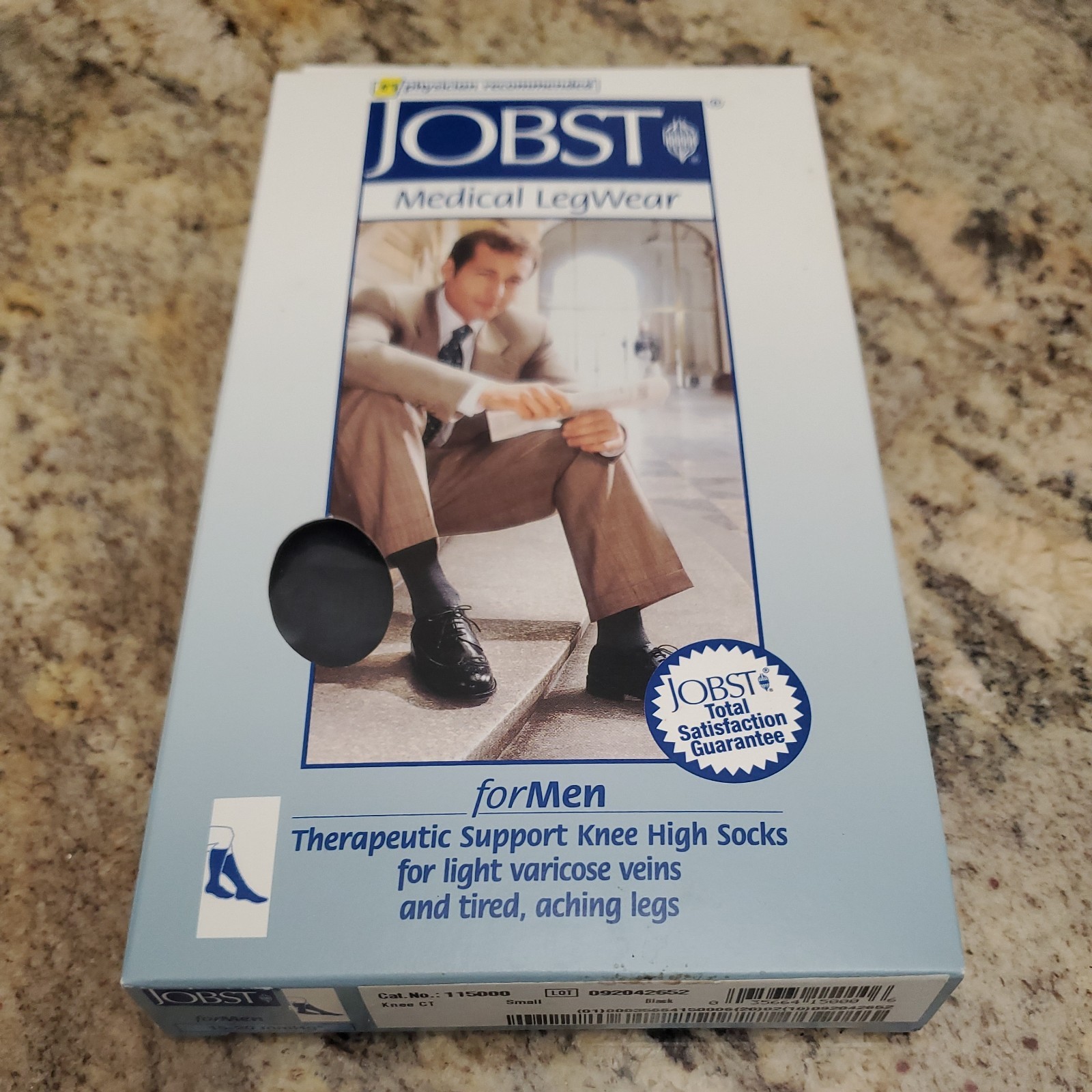 JOBST Men Knee High 15-20 mmHg Compression Socks Closed Toe (Black)(1 Pair)