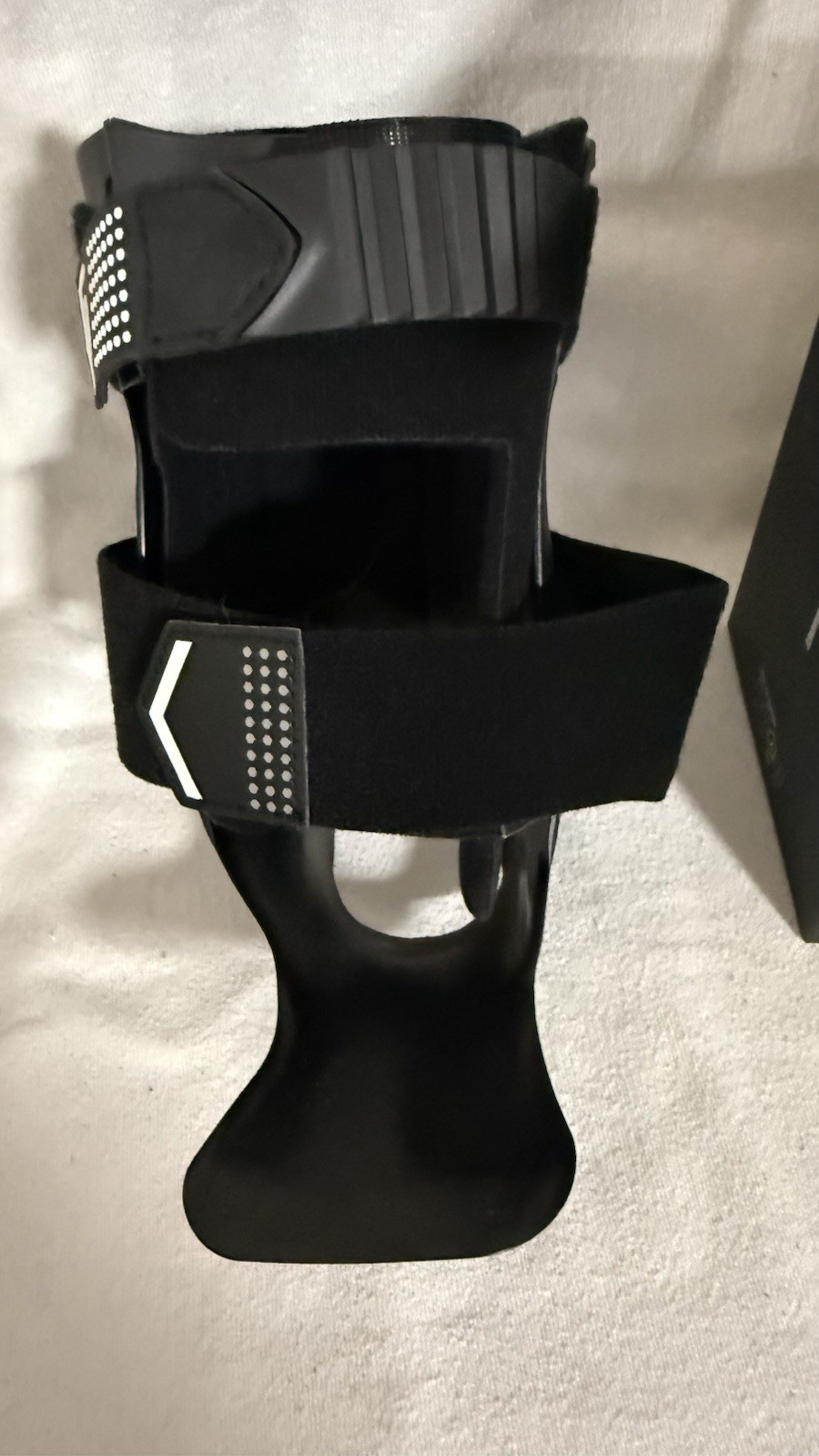 Donjoy Performance Bionic Stirrup Ankle Brace Support (Black/Small/Left)