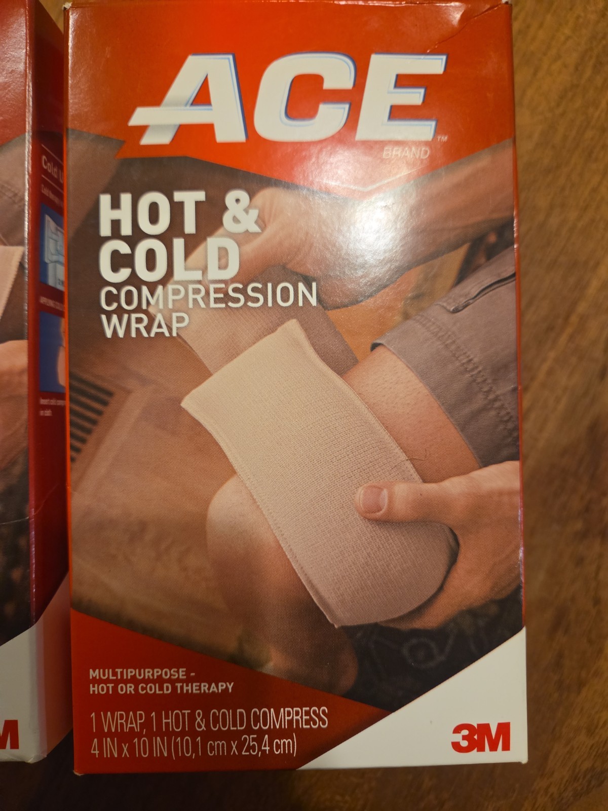 Pair Of 3M ACE Hot/Cold Compresses (Compress & Sleeve) (Compress & Wrap) N.I.B.