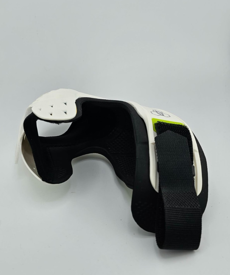 DONJOY-Pod® Right Ankle Brace, Sleek, Lightweight, White (OPEN BOX) See Descript