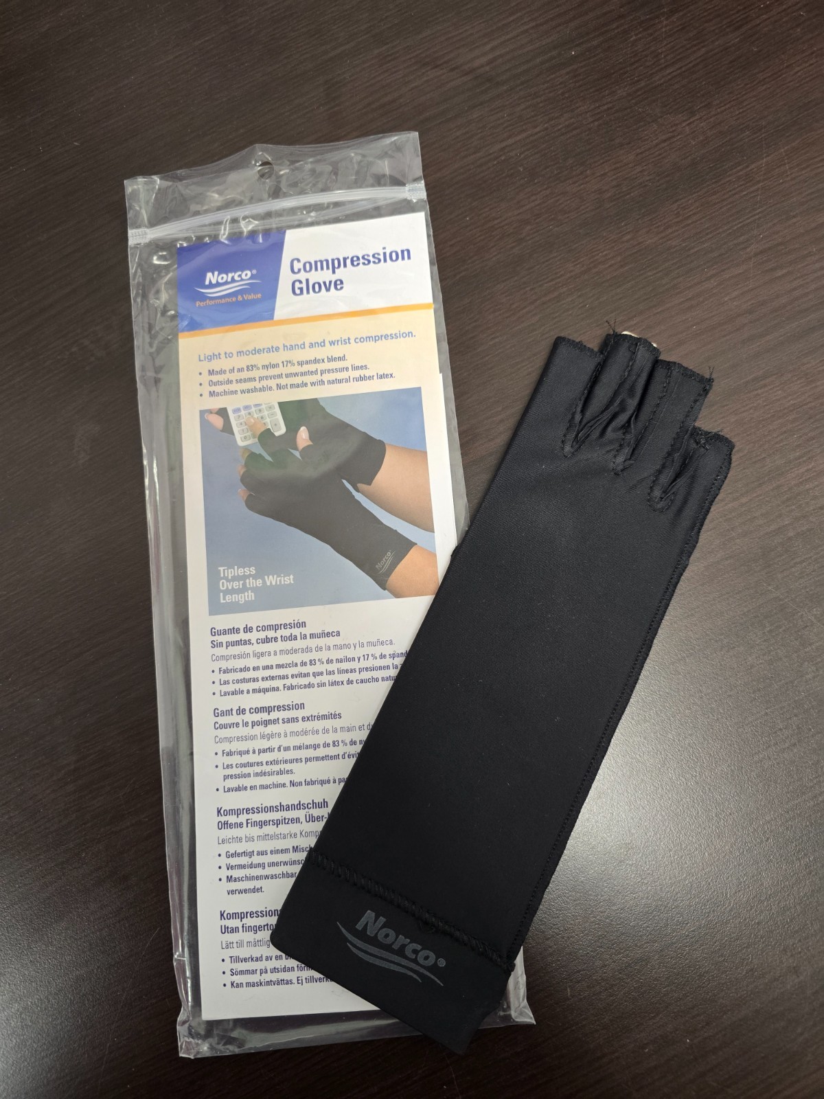 Norco Compression Glove – NEW Medium RIGHT Tipless Finger, Over the Wrist Black