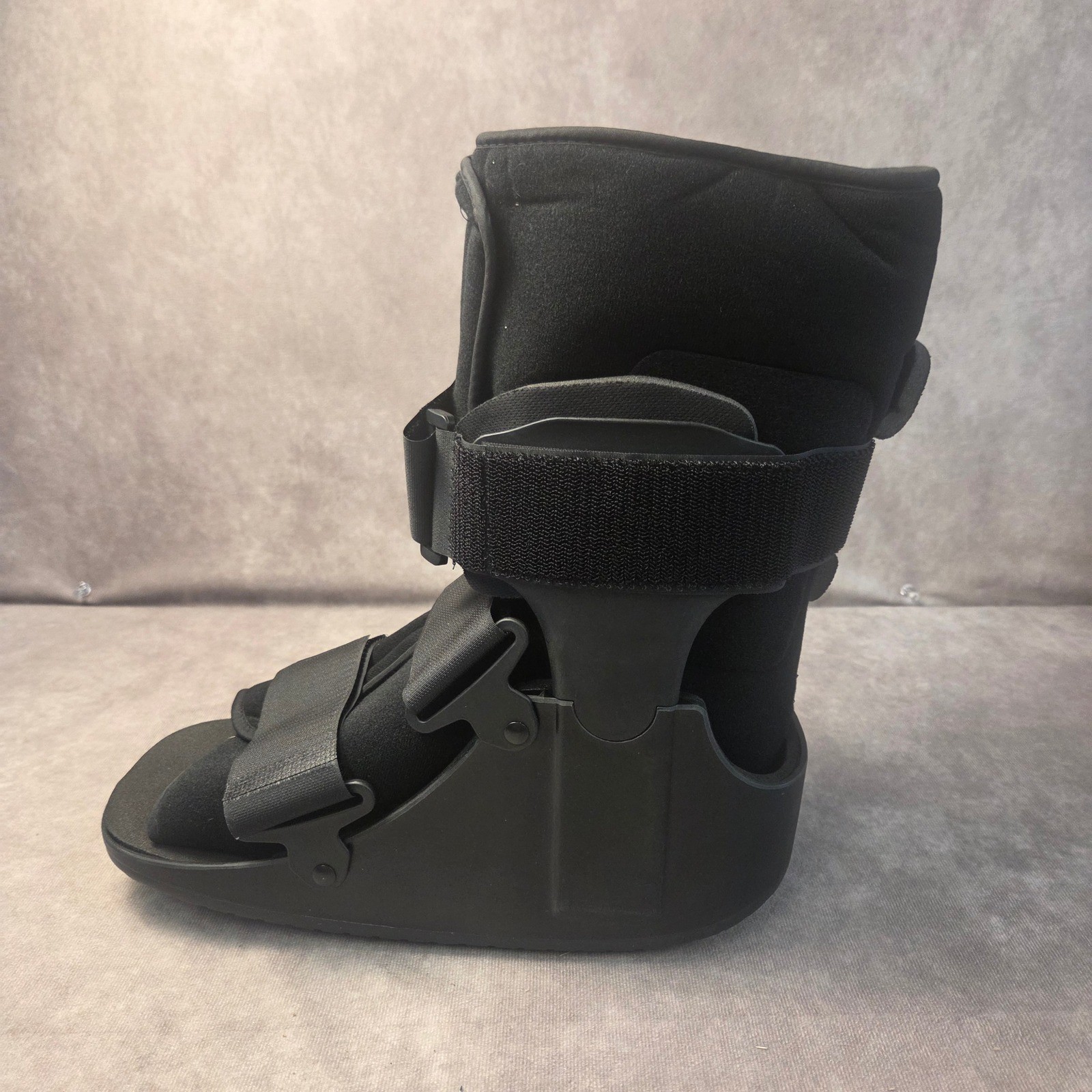United Ortho Short Air Cam Walker Fracture Boot Black Large LG 10-12.5 Mens