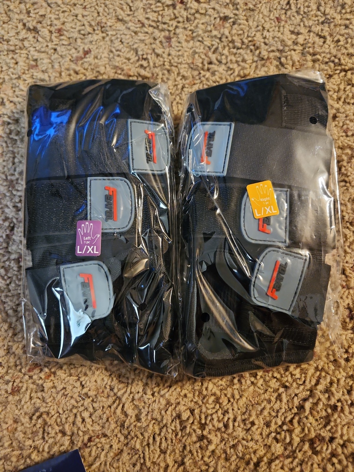 FEATOL Carpal Tunnel Wrist Brace Left And Right 2 Pack L/XL