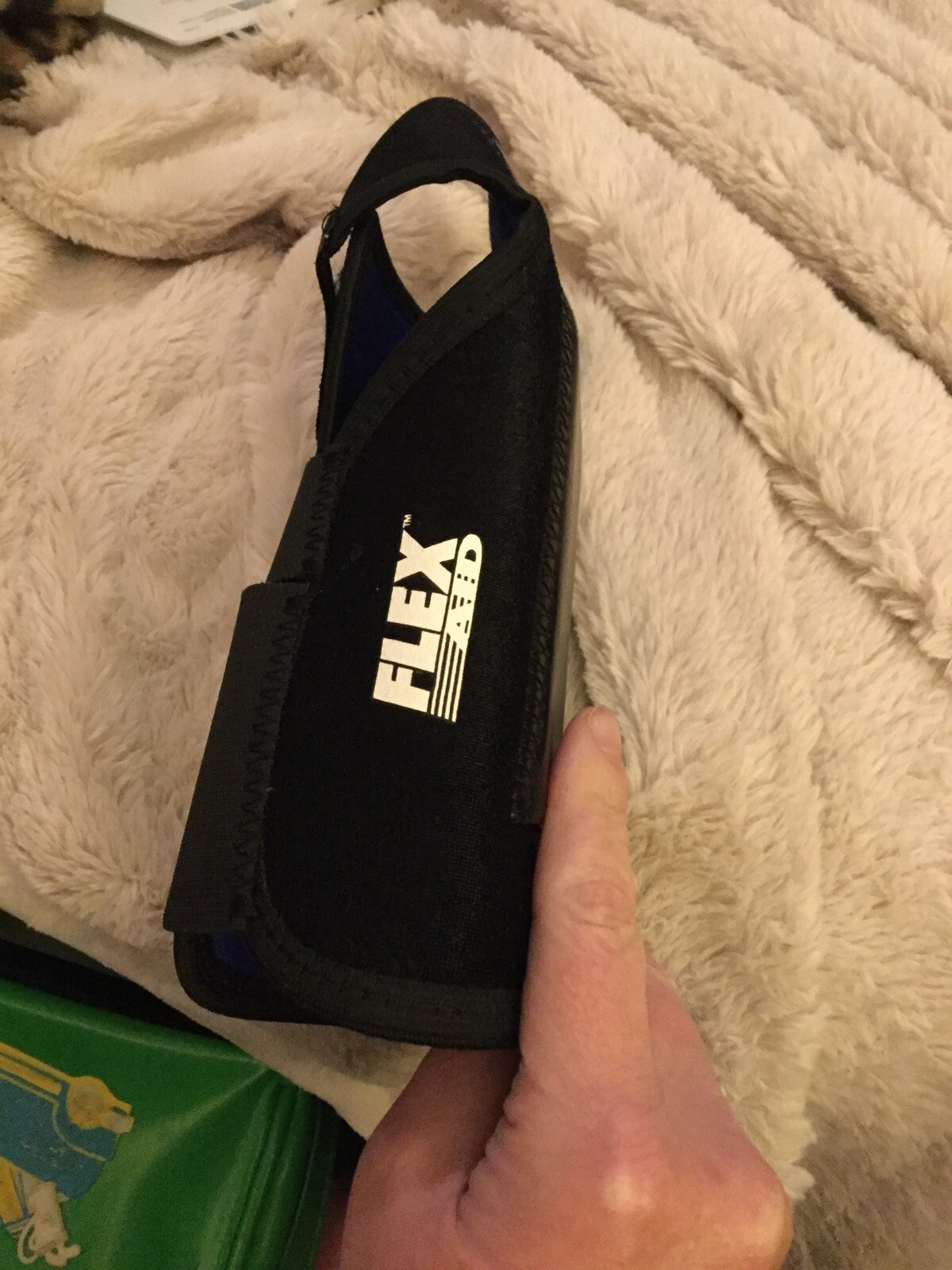 Flex Aid ~Right Hand Brace
