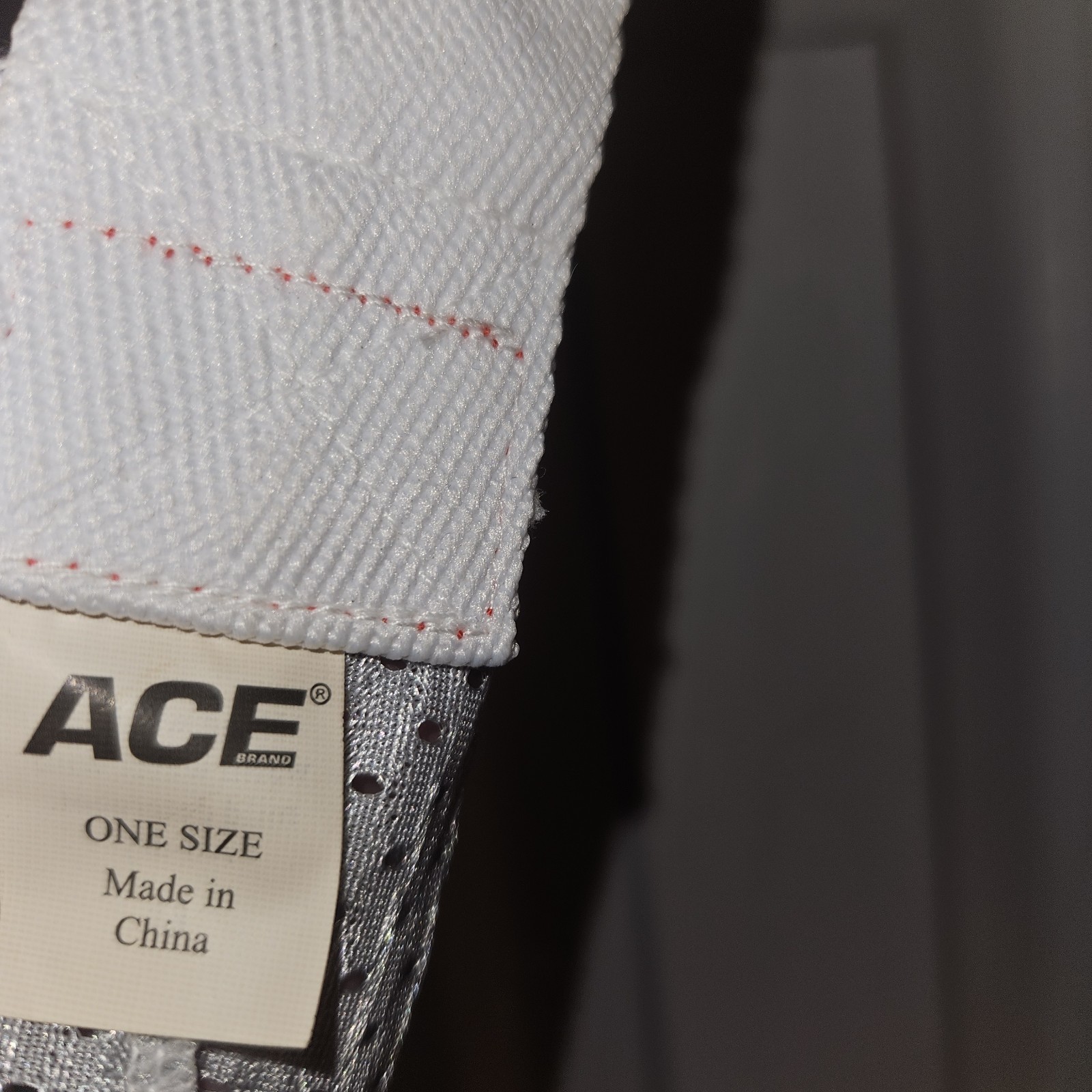 ACE Arm Sling Adjustable Padded Shoulder Strap Breathable Mesh One Size Adult