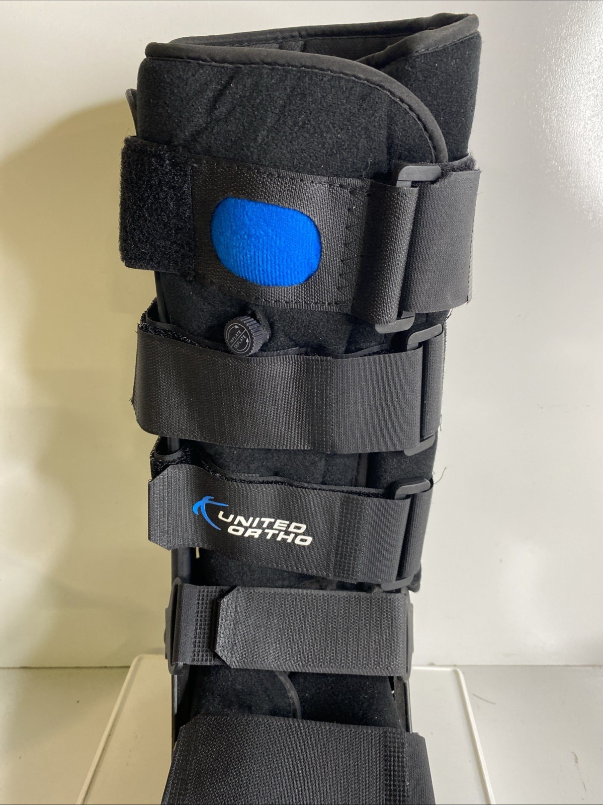 United Ortho Air Cam Walker Fracture Boot, Large, Black – Sm