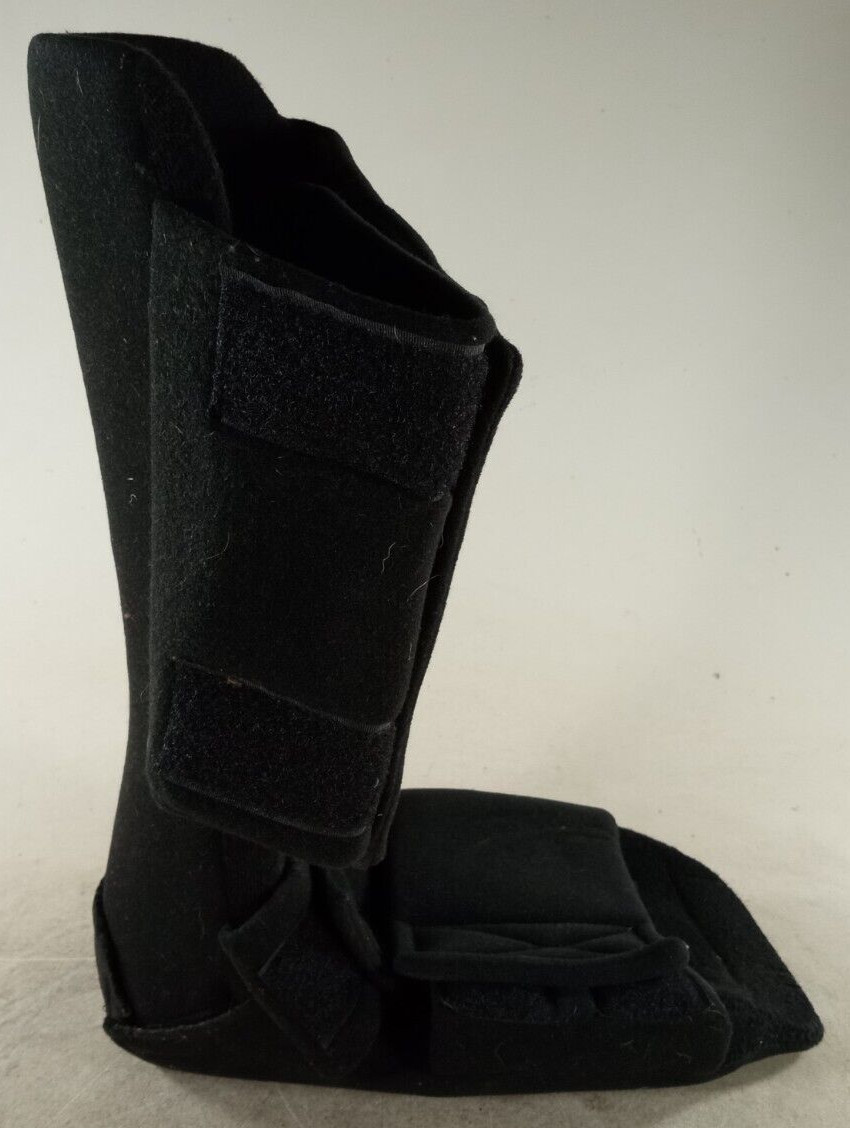 Slimline Cast Boot Black Square Toe Medium Darco