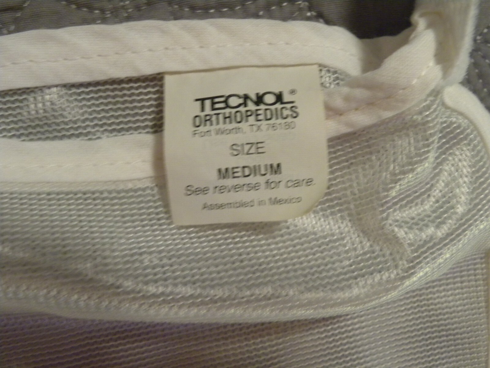 Tecnol Orthopedics Mesh/Lightweight Arm Sling/Thumb Loop-Size Medium