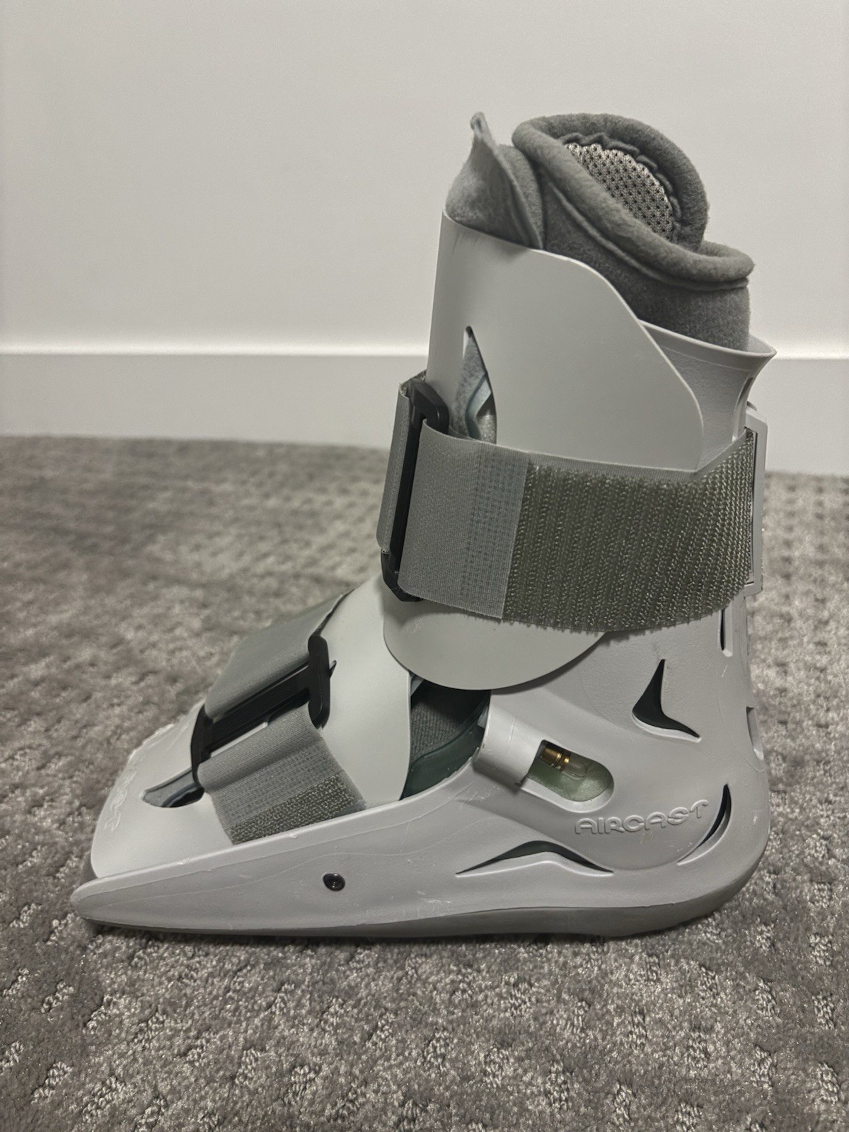 Aircast SP Walker Boot Small 01A-S Gray with Hand Pump