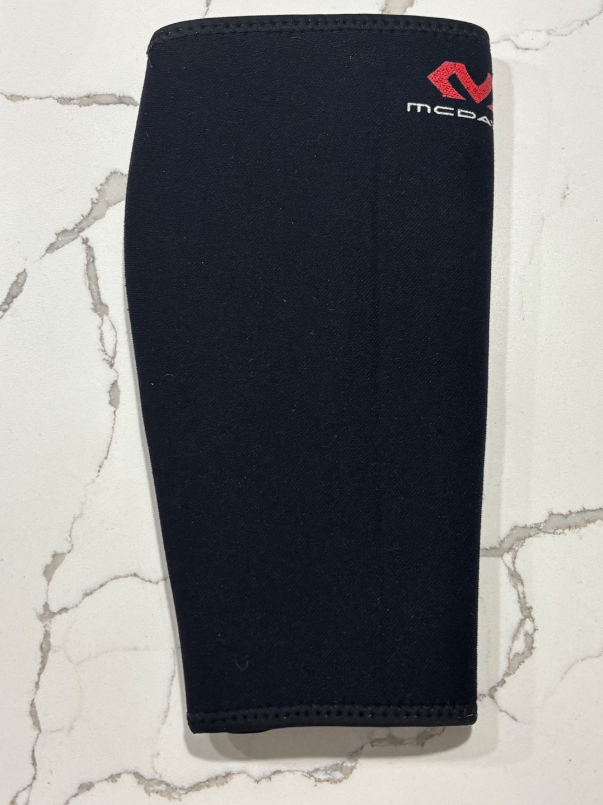 McDavid Deluxe Compression Calf Support Black Unisex Men’s Women’s Size Medium