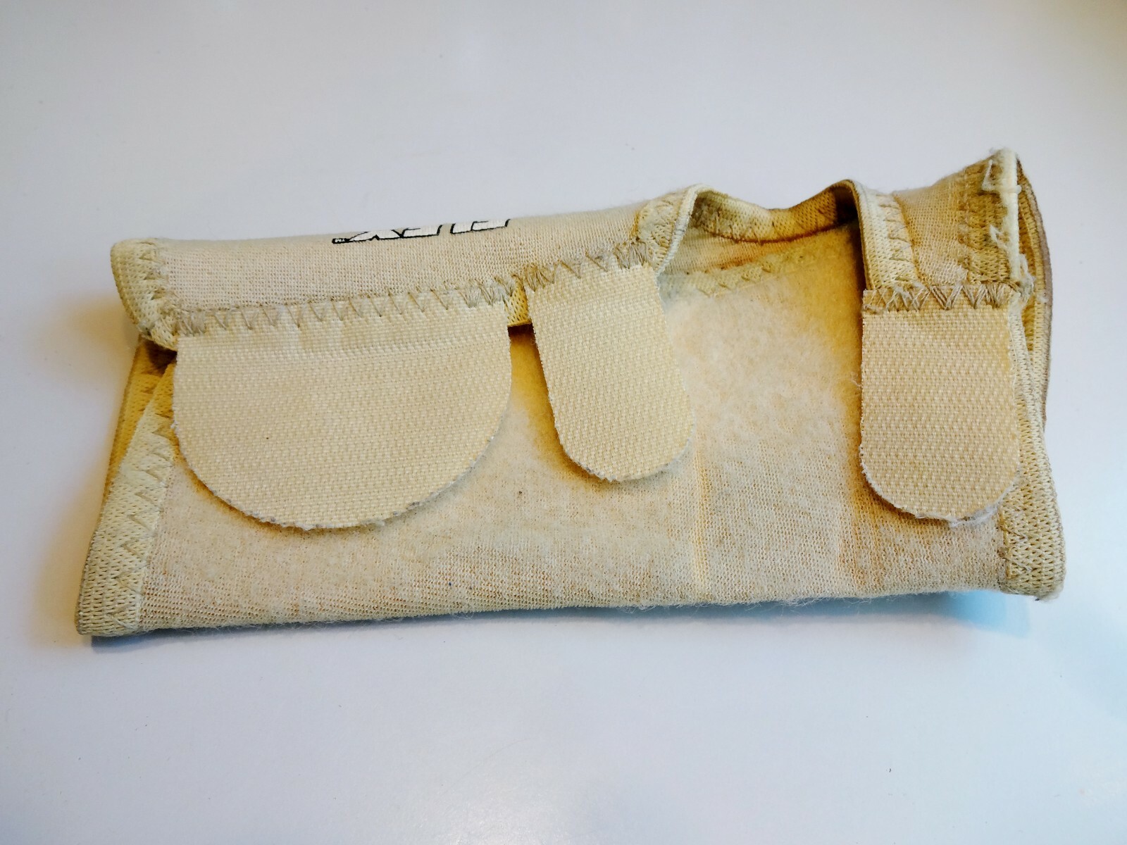 Tan FLEX AID CONTOURED WRIST SPLINT Brace Support Right Hand Small ? Medium ?