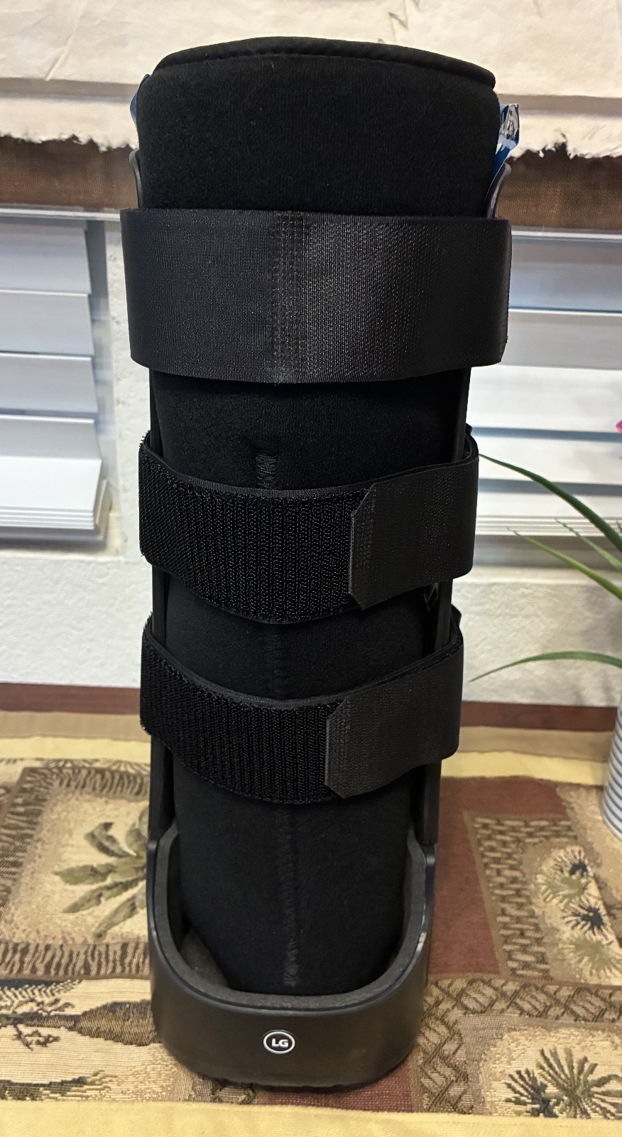 United Ortho Tall Air Cam Walker Fracture Boot Large LG Black Universal L / R