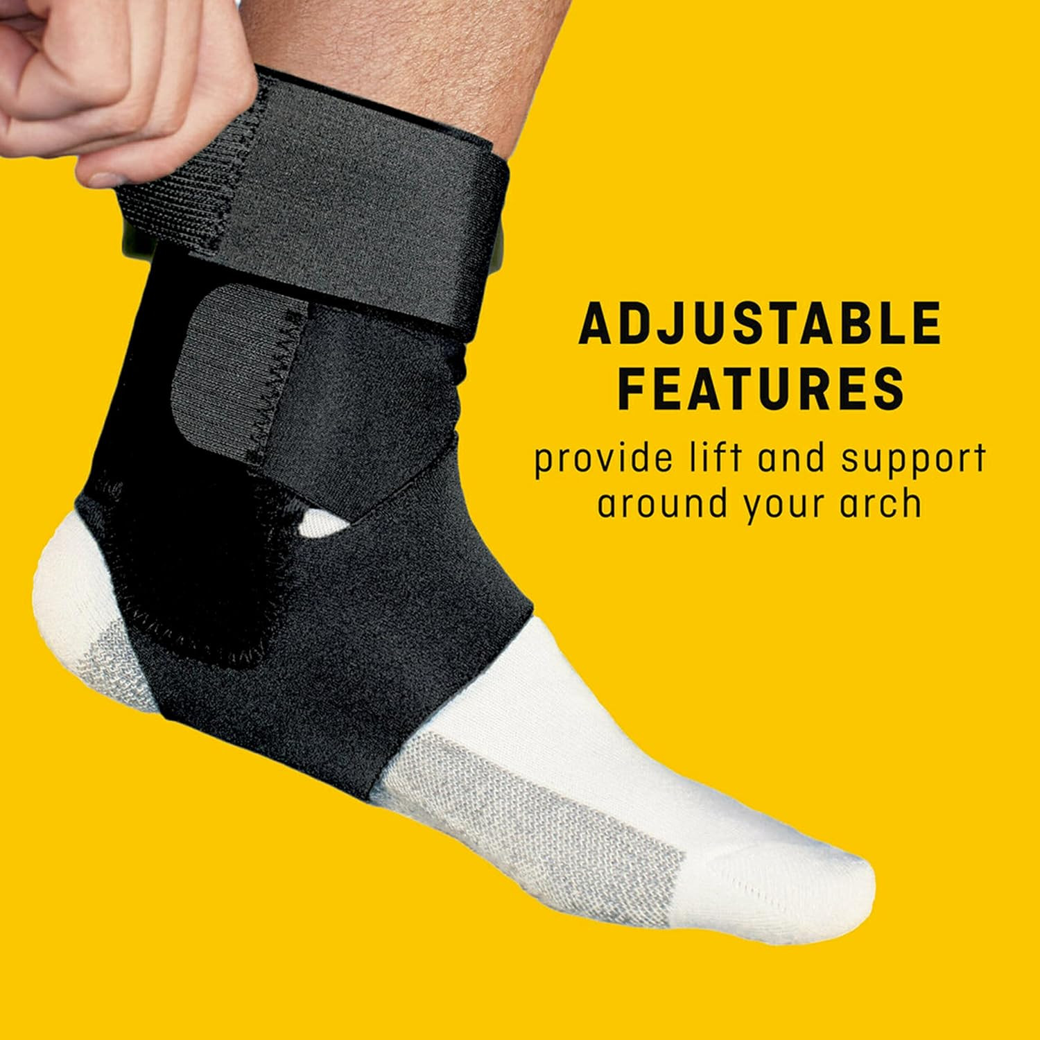 3M Sport Deluxe Black Ankle Stabilizer One Size Hook and Loop Strap for the Foo