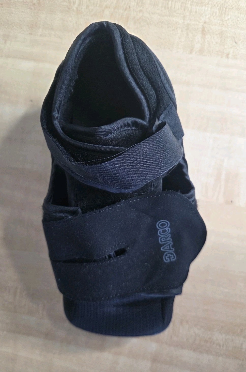 United Ortho Air Cam Walker Fracture Boot, Black, Size M w/Darco Post Op Boot