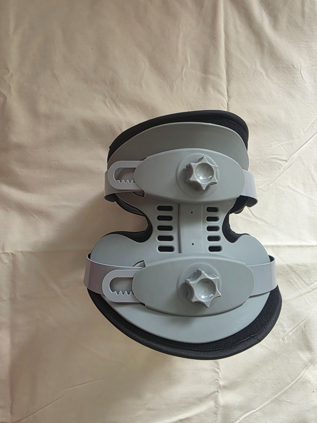 Cervical Collar Comfortland Elite Cervical Orthosis CV-500 Maximum Neck Brace