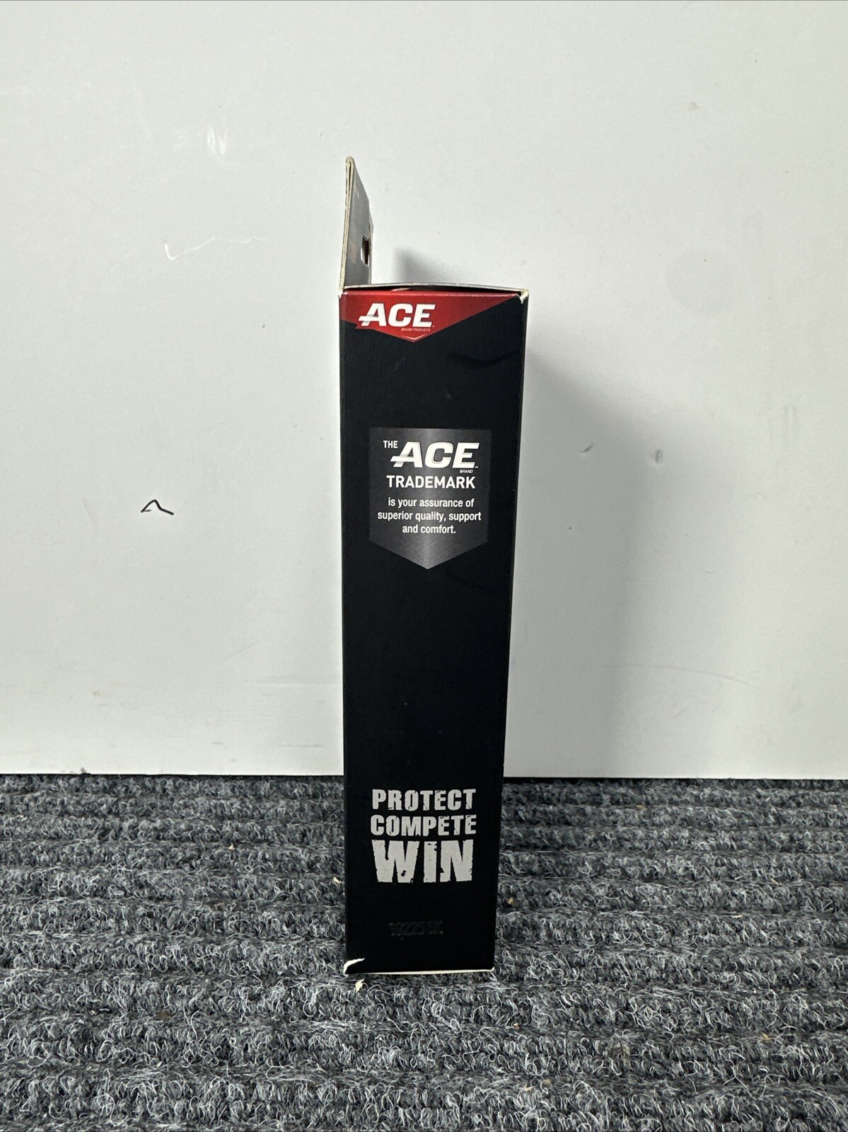 Ace Compression Elbow Sleeve with Pad SM/M 9″ to 10.5″ for Sports Injuries etc.