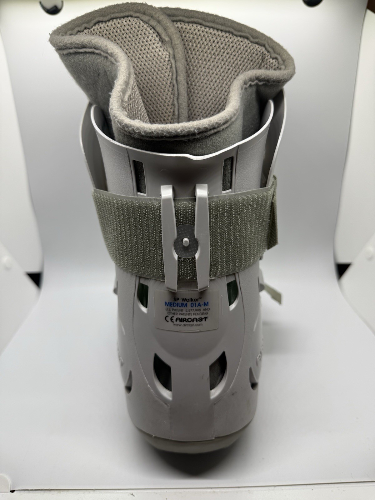 Aircast SP Walker Medium 01A-M Foot Brace Cast And Pump Medical Boot