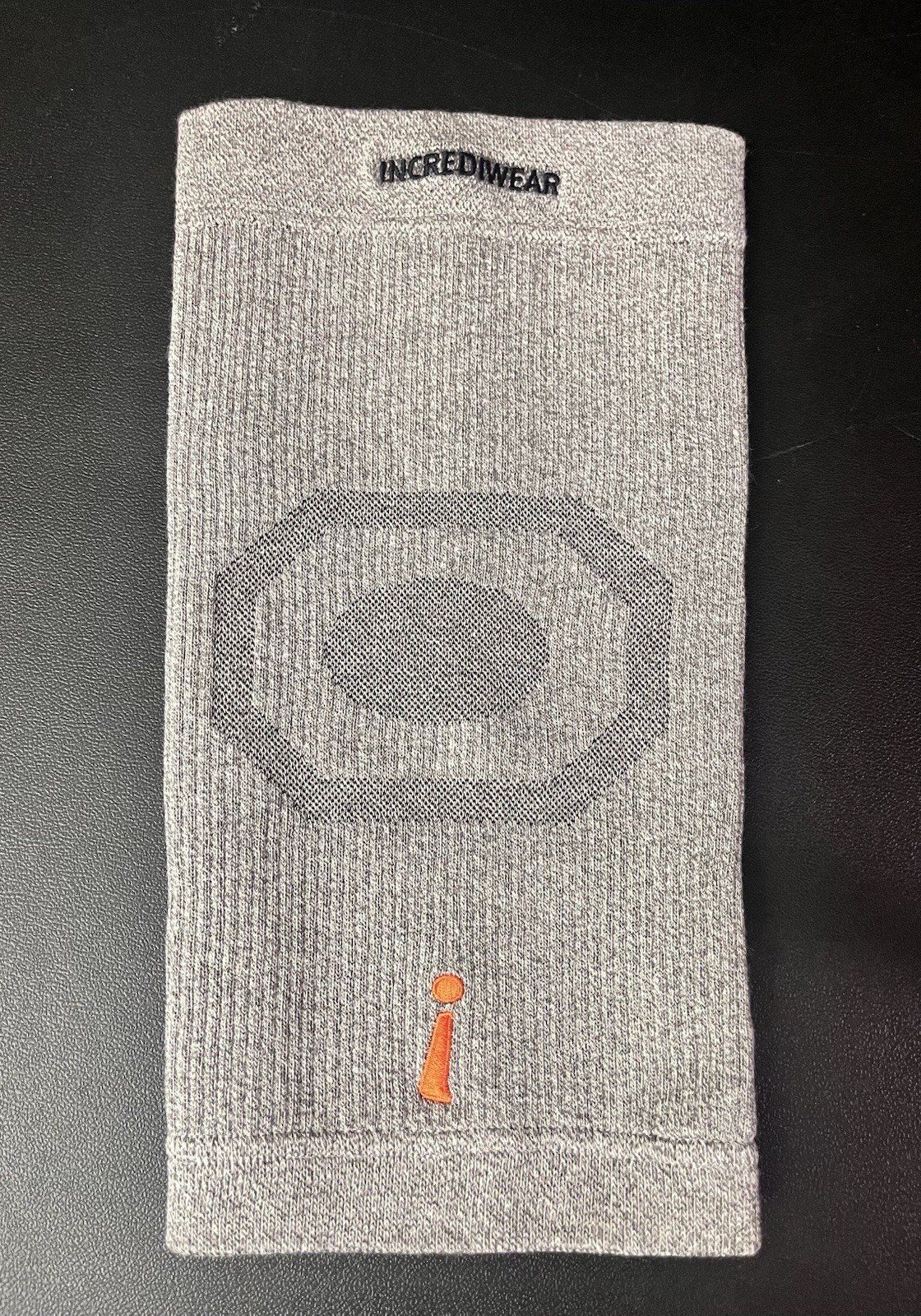 Incrediwear Knee Sleeve XXL Grey Compression Brace – Used Good Conditions