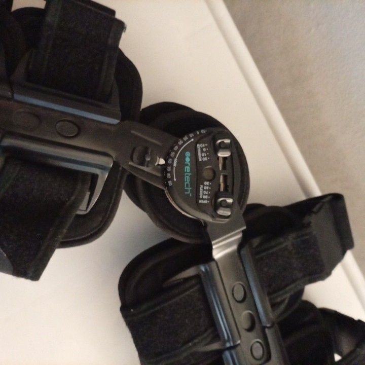 Knee Brace, Coretech Rom Flexion Extension Post-Op Universal Knee Brace