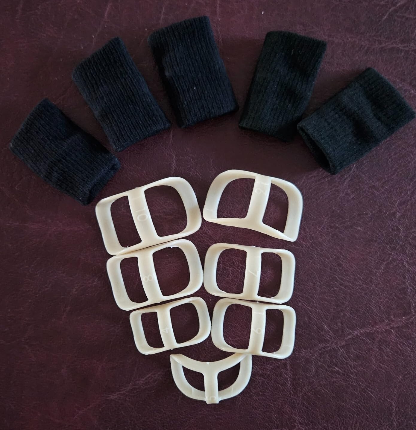 7Pcs Oval Splint Trigger Finger & 5 Finger Sleeves Mallet Arthritis Size 4-10