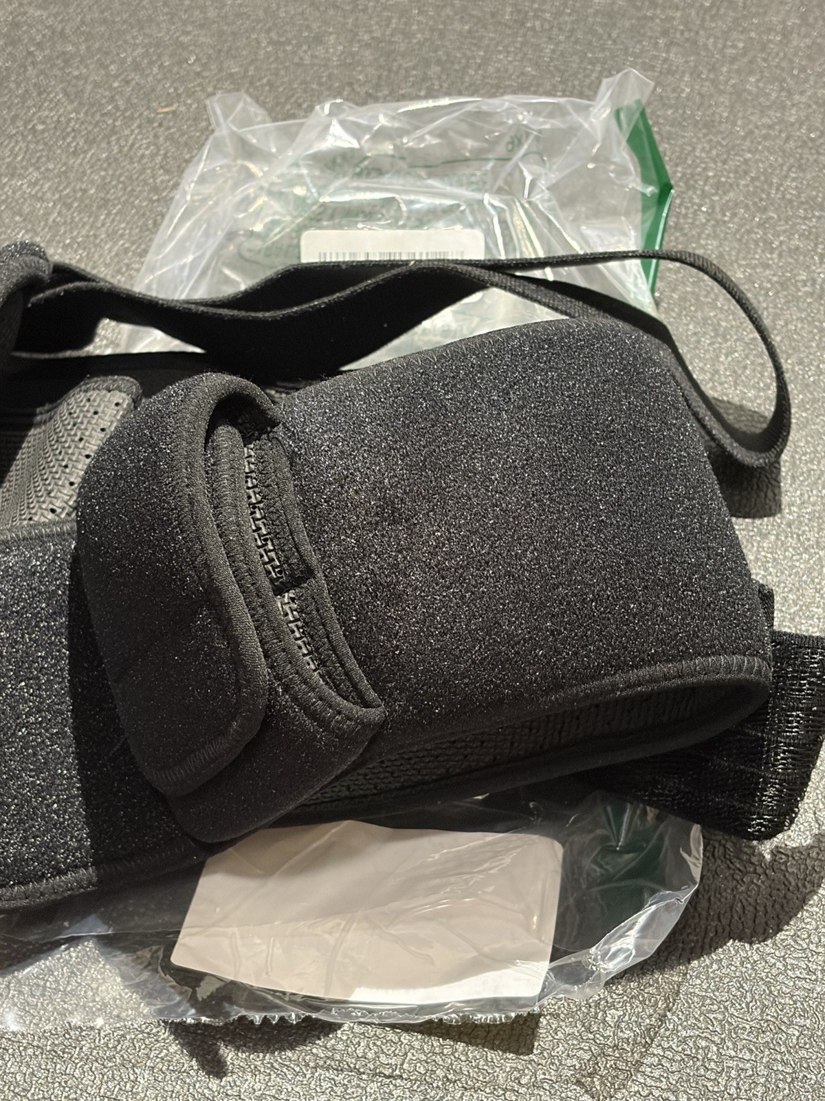 GAOUREL Shoulder Immobilizer Sling Arm Support Brace Black Adjustable