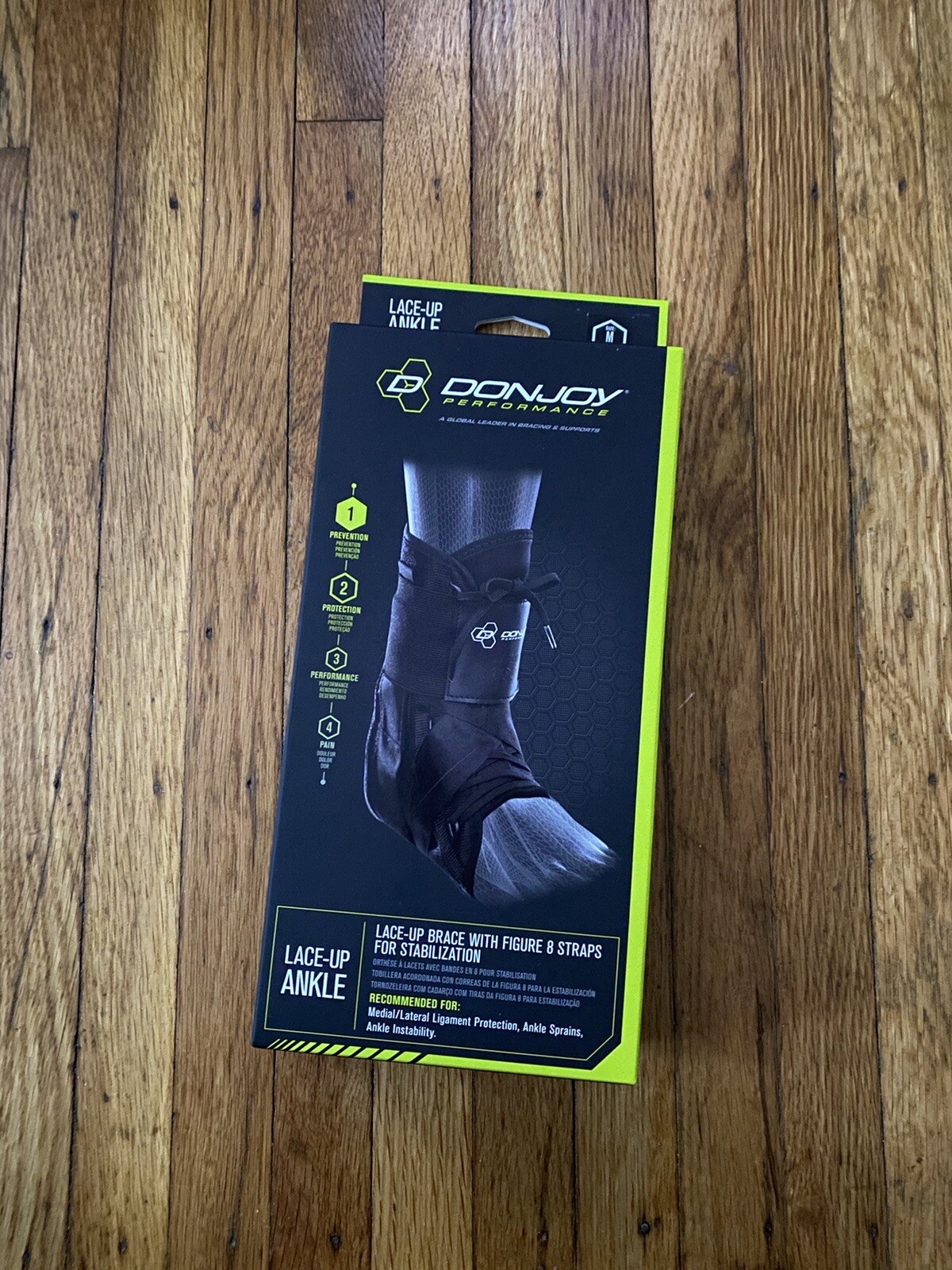 DonJoy Performance Lace-Up Ankle Brace Medium Black Figure 8 Straps NIB