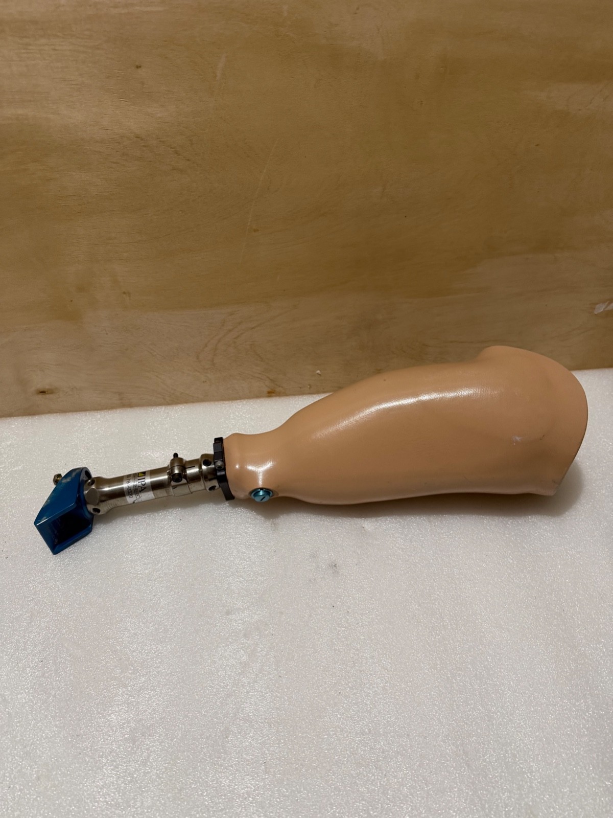 Prosthetic Socket With Pylon Hosmer USA Parts Ankle /College Park Breeze