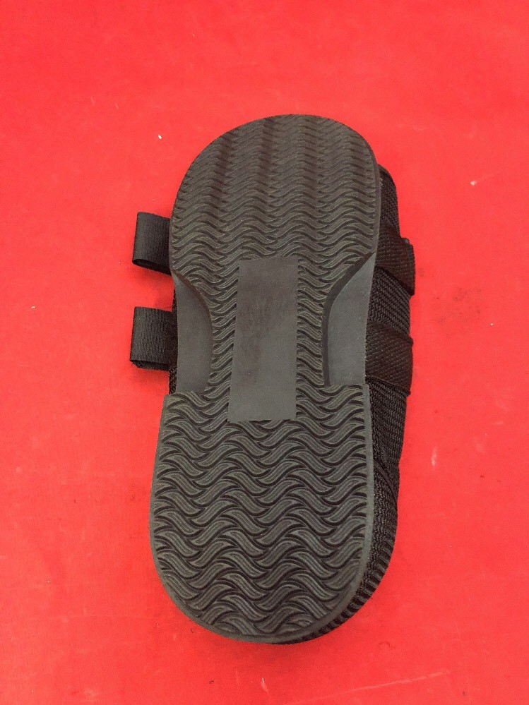 One Brand New Orthopedic Post-Op Shoe Left/Right Female Small 9.5″x3.5″ Black