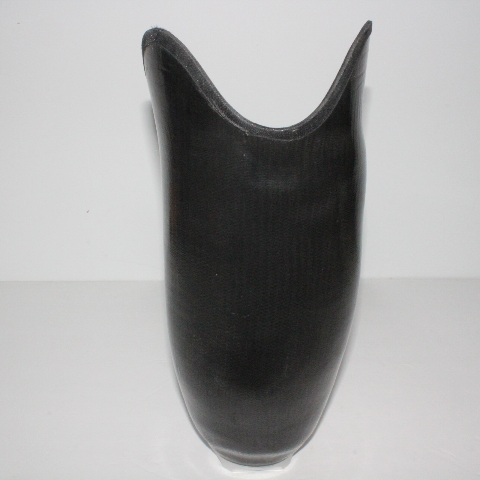 BELOW-KNEE PROSTHETIC CALF SOCKET w/ OSSUR DIRECT SOCKET SYSTEM 9.5″x 10.8″ x 5″